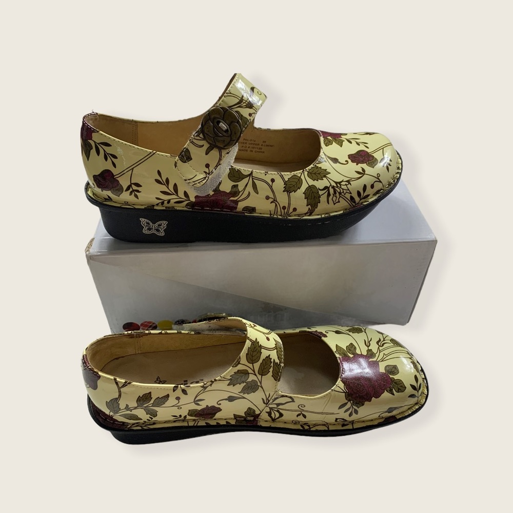 Alegria white rose sz 9 - 9.5 yellow clog